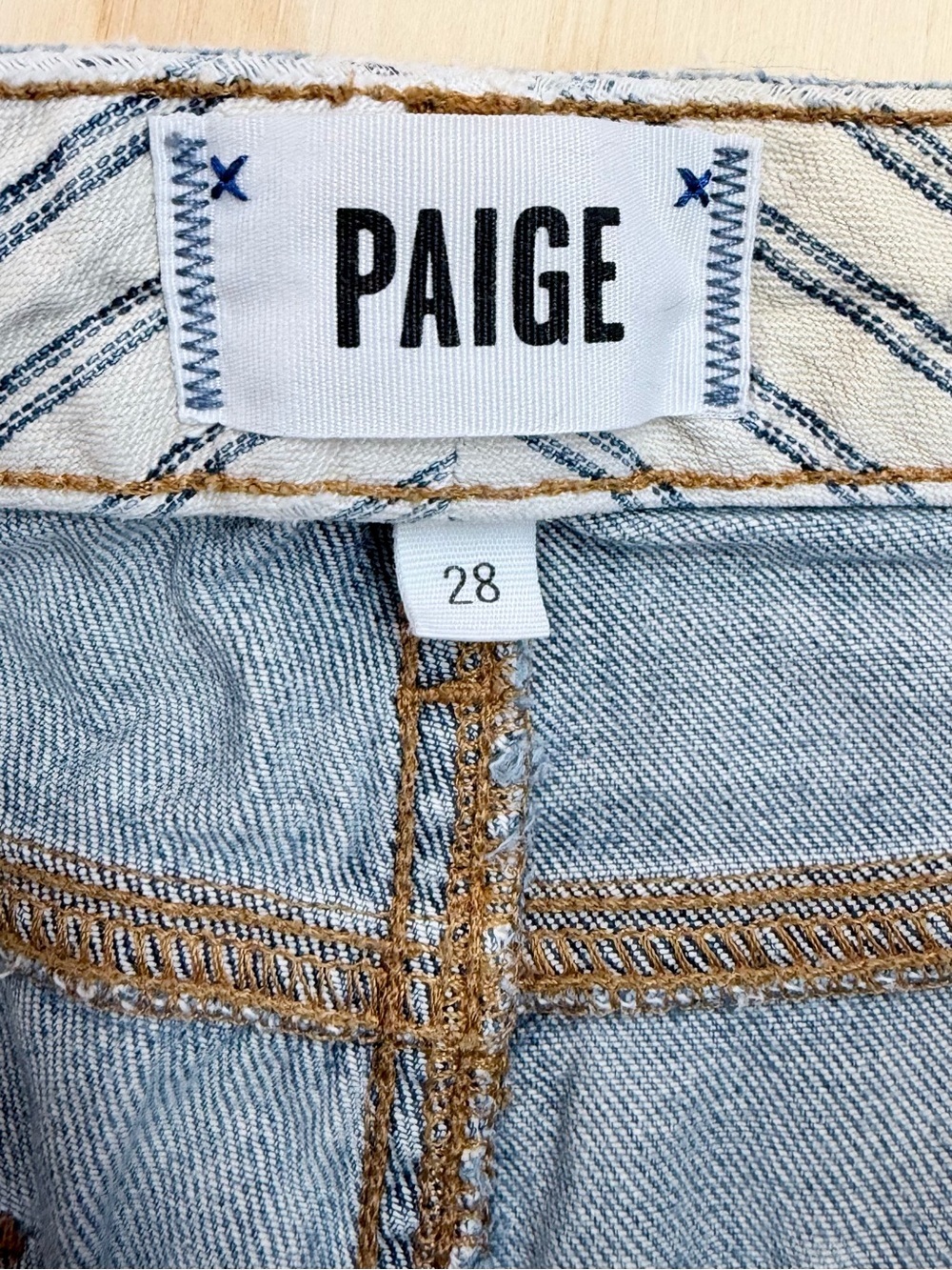 PAIGE Carter Slim Boyfriend Jeans Distressed Light Wash Size 28 - Picture 6 of 10